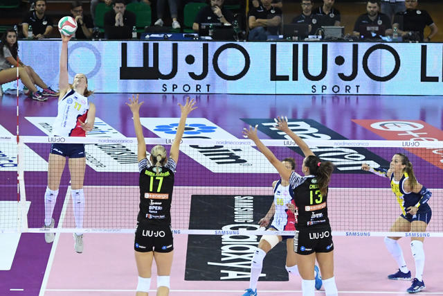 Savino Del Bene Volley si impone per 3 a 0 su LiuJo Nordmeccanica Modena