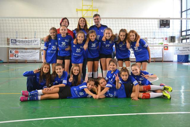 La Under 12 Junior strappa un set alle prime in classifica!